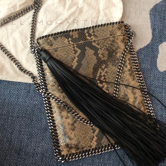 Stella McCartney Handbags - (LIKE NEW) Stella McCartney flat crossbody snake